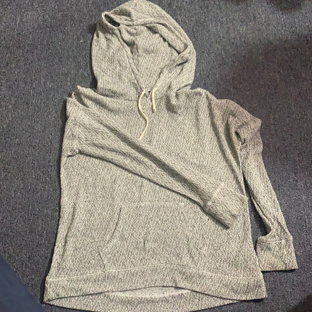 Long sleeve sweater shirt